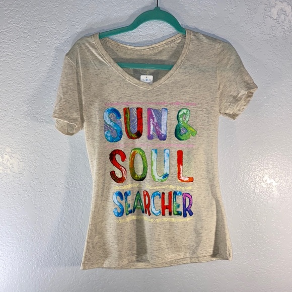 Blu Sol Oatmeal Sun and Soul Searcher Tee. Size Small. NWT (tags). - Picture 1 of 5